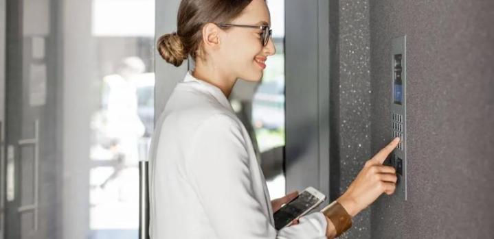 Intercom system installation Saint-Hubert