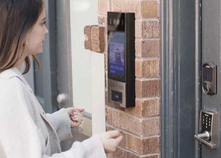 Installation de système d'intercom à Longueuil
